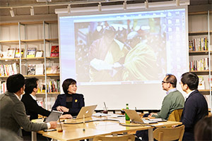 左から石坂氏、林氏、徳田氏、前野氏、佐藤氏