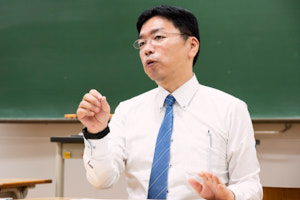 藤井泉浩教諭（明星高校）