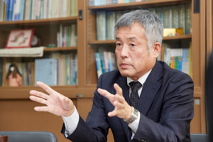 本多正明校長（藍川中学校）