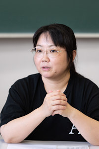 志村知美氏（追手門学院大学教務部アサーティブ課課長、アサーティブオフィサー、アサーティブ研究センター研究員）