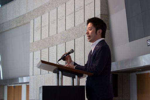 アメリカで釜石の復興状況を講演する石井さん