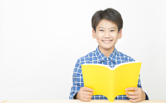 読書感想文のコツ！本の選び方から書き方まで【小学校3～6年生向け】