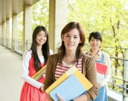 外国人留学生が3年連続で減少　東京五輪までに大学のグローバル化で増やせるか
