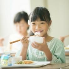 9割の保護者が我が子の昼食に「給食」を望む理由とは？