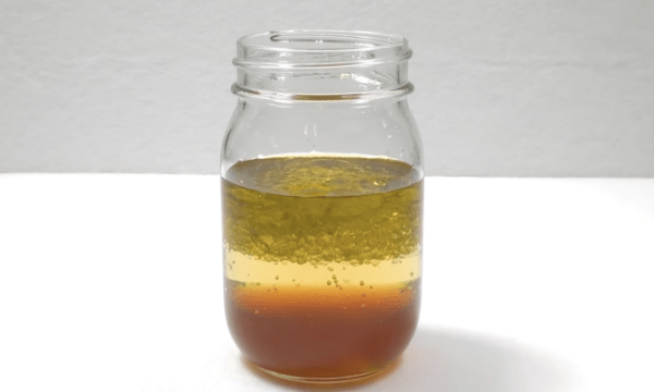 3層のドレッシングで「比重」の実験