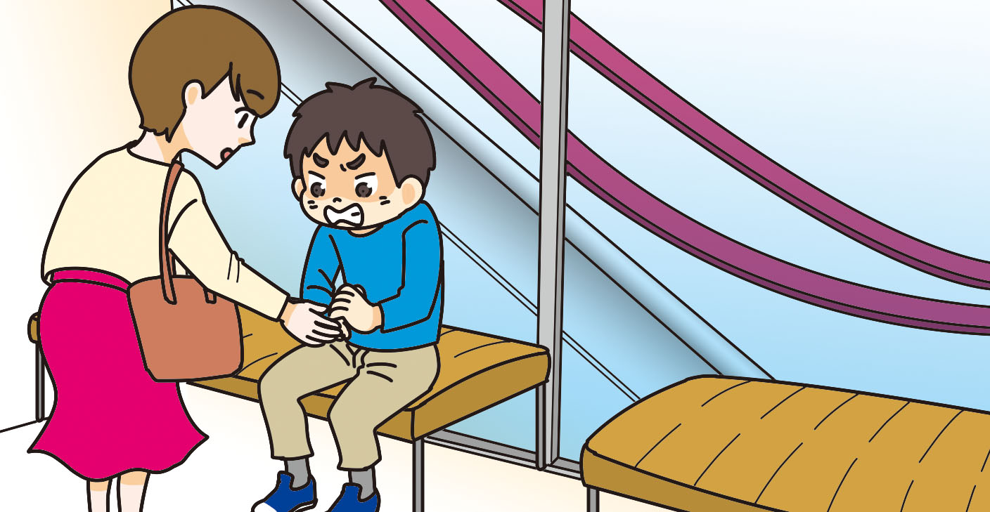 子どもが外出先で癇癪を起こし、ひと気が無い場所で冷静に対応する親