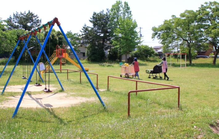 将来を左右する少子高齢化の現状や課題を理解しよう